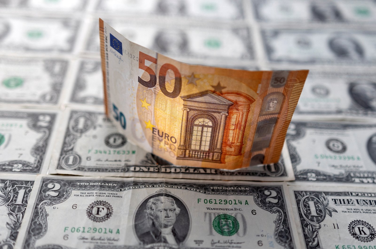 Predsjednik francuske Emmanuel Macron - Evropa mora smanjiti svoje oslanjanje na dolar