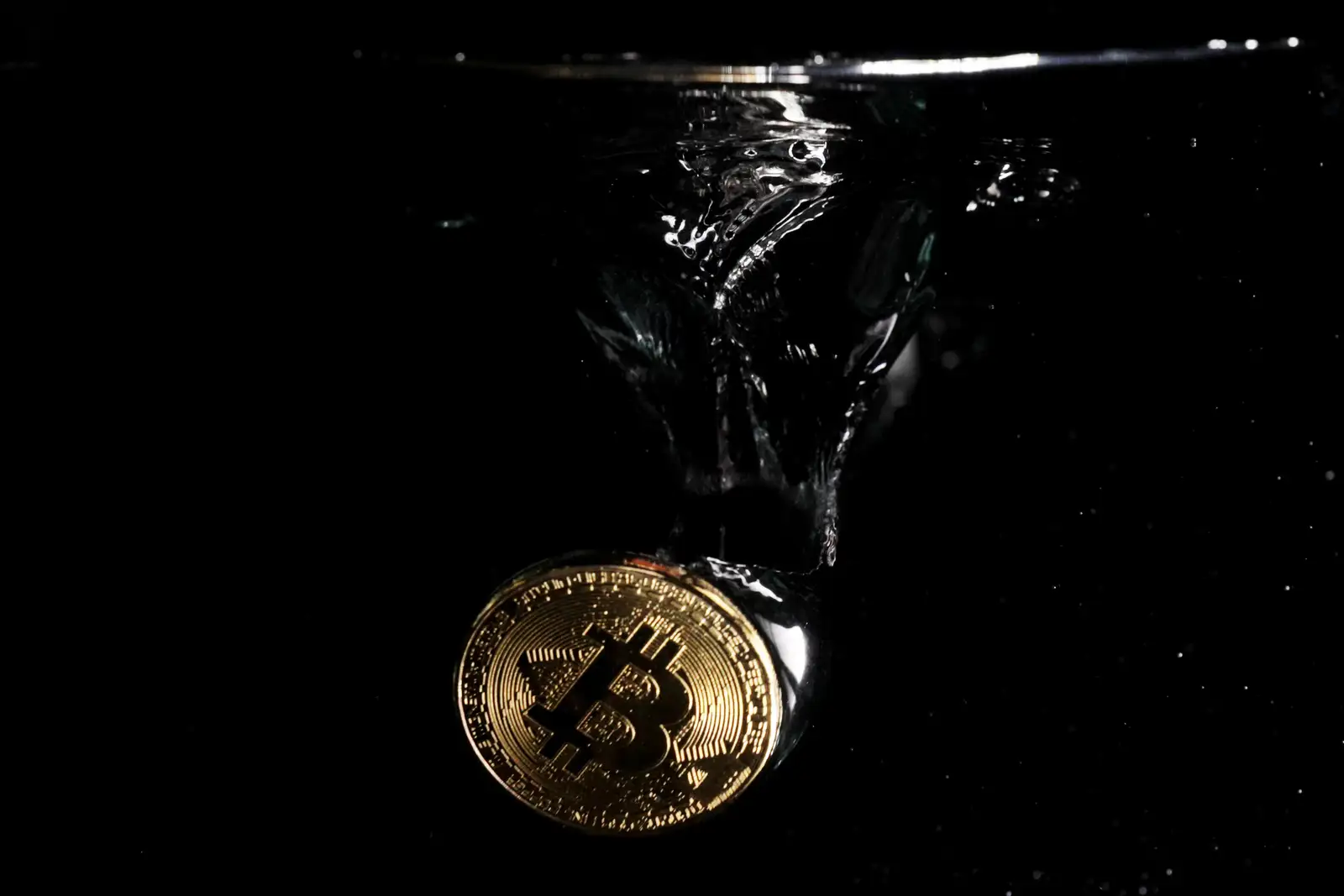 BlockFi je sledeća kripto domina koja će pasti - kompanija podnijela zahtjev za zaštitu od bankrota