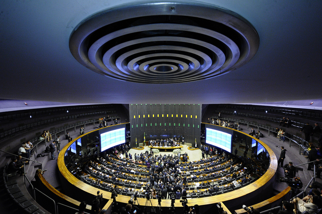 Brazilski Senat želi angažovati stručnjake za kripto i blockchain da ga savjetuju o politici